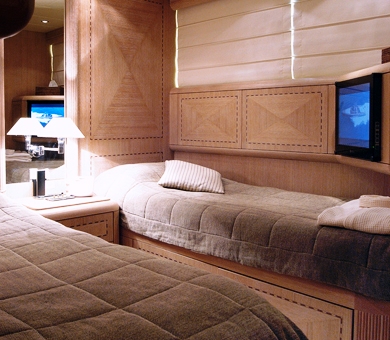 ELLICHA -  Twin Cabin