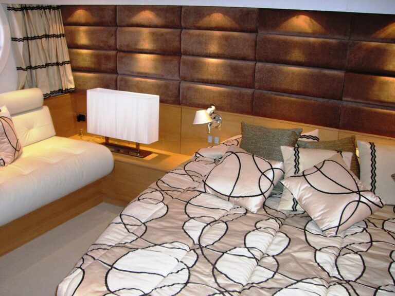 ENCORE - Master Cabin