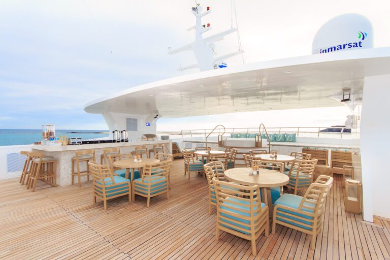 Al Fresco Dining