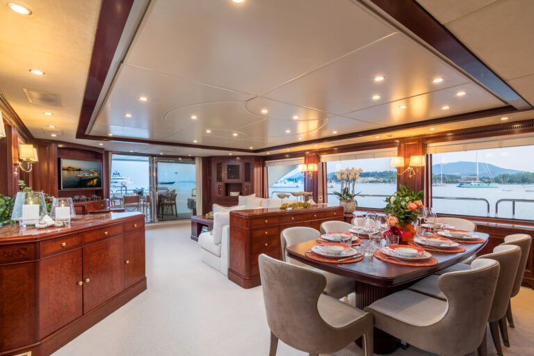 Main Deck Dining