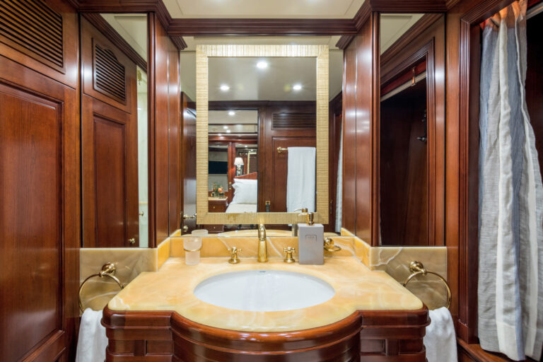 Twin Ensuite