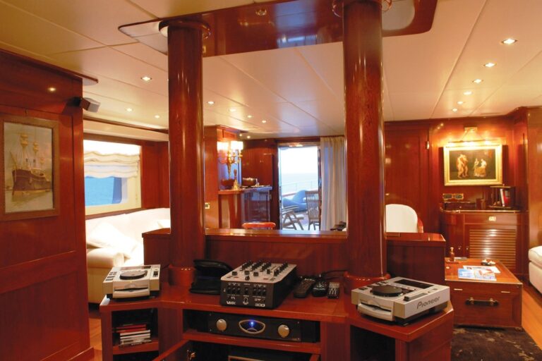 ENTERTAINMENT SYSTEM