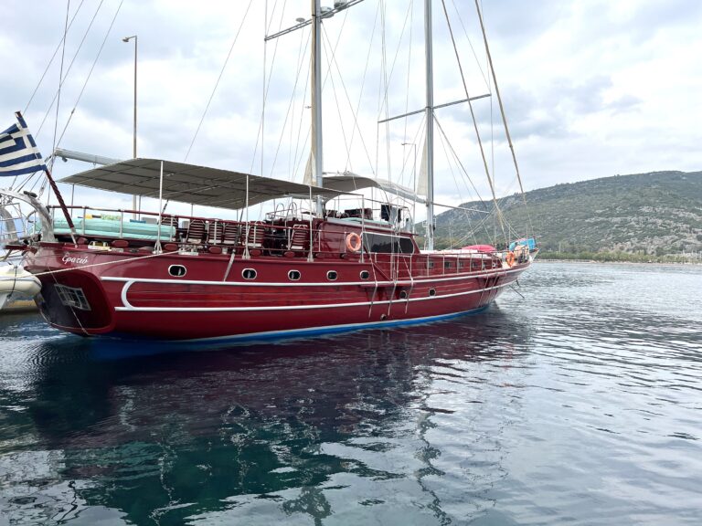 ERATO Motor Sailer