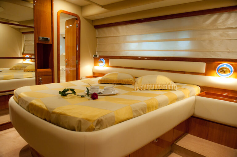 ESPERANCE III -  VIP Cabin