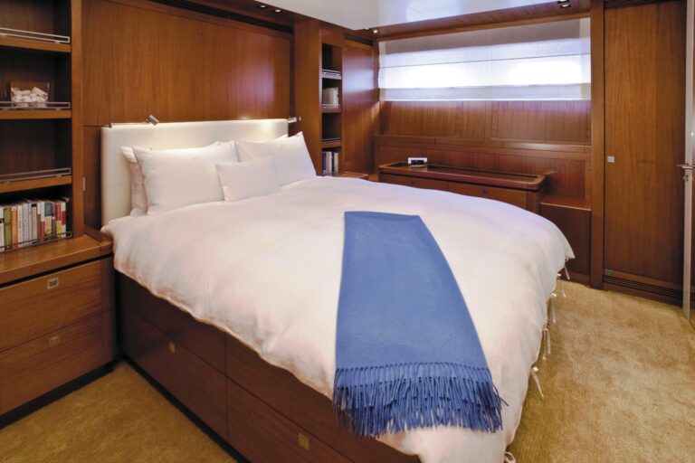 ETHEREAL - A Guest Double Cabin
