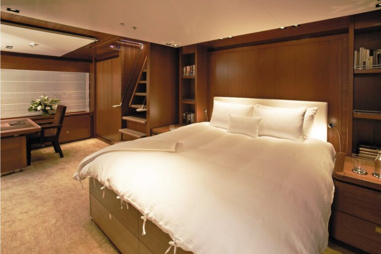 ETHEREAL - Master Stateroom