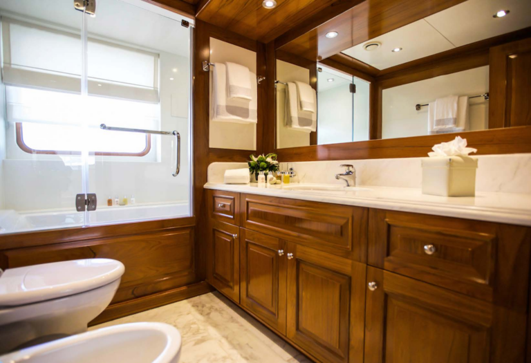 Master Ensuite Bathroom