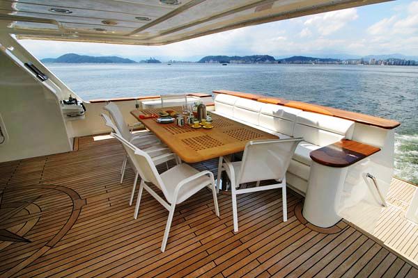 Eagles Nest -  Aft deck dining