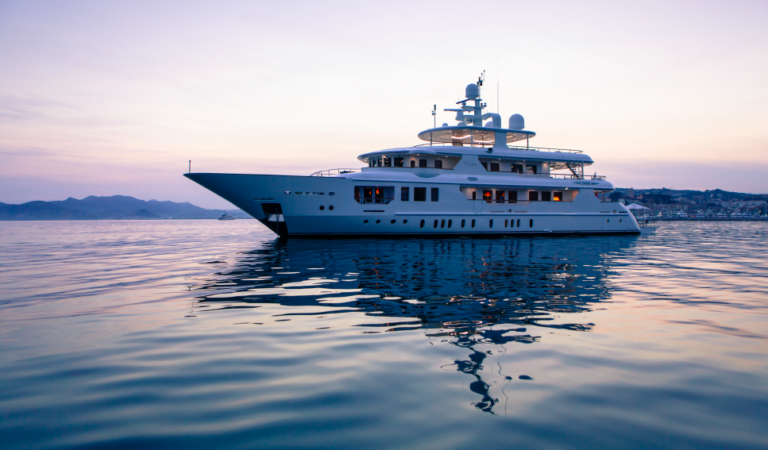 Elegant mega yacht PRIDE
