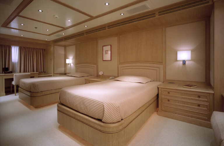 Elegant twin guest cabin aboard FERDY