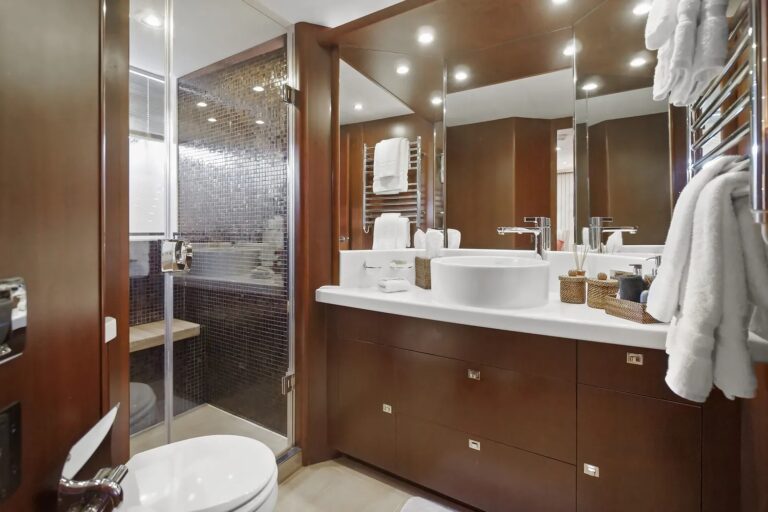 Ensuite