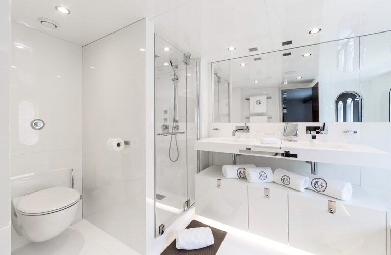 Ensuite