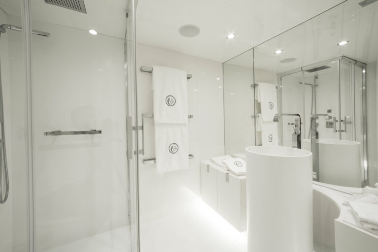 Ensuite