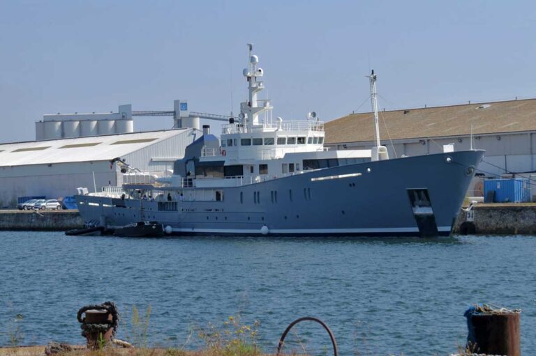 Expedition Charters