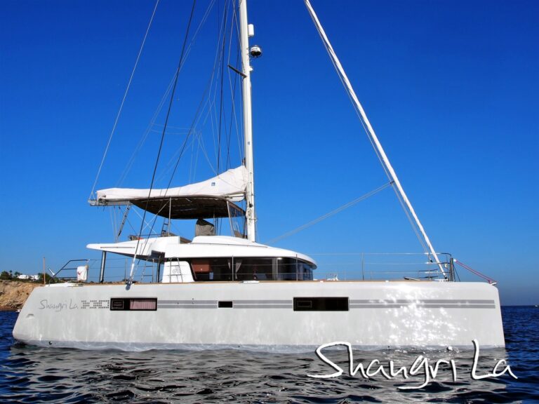 Lagoon 52 SHANGRI LA - Profile