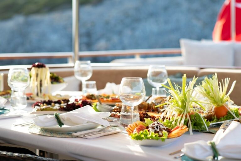 Exterior Dining
