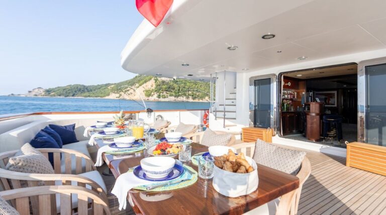 Exterior Dining Area