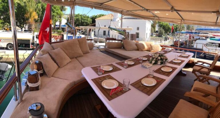 Exterior Dining Area