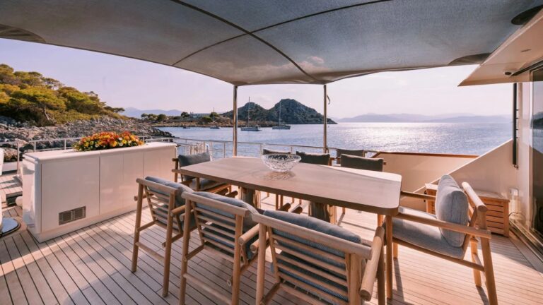 Exterior Dining Area