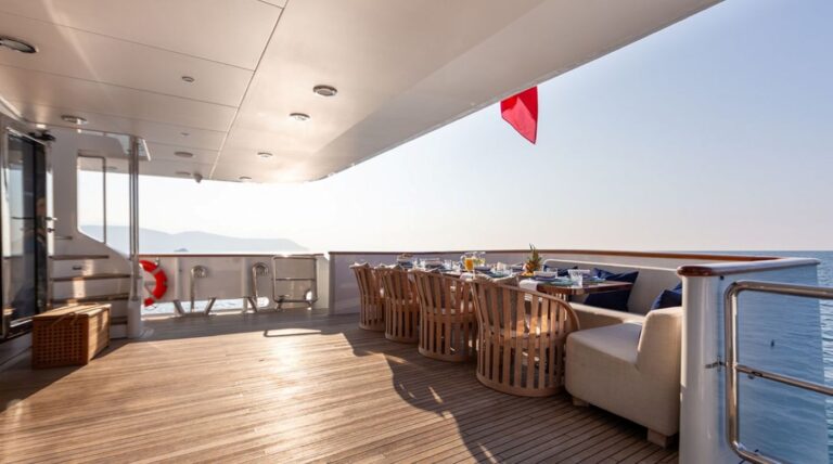 Exterior Dining Area