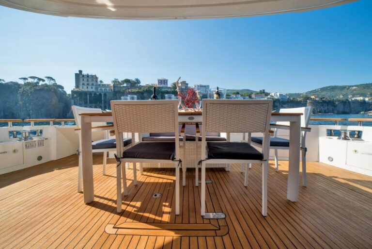Exterior Dining Area