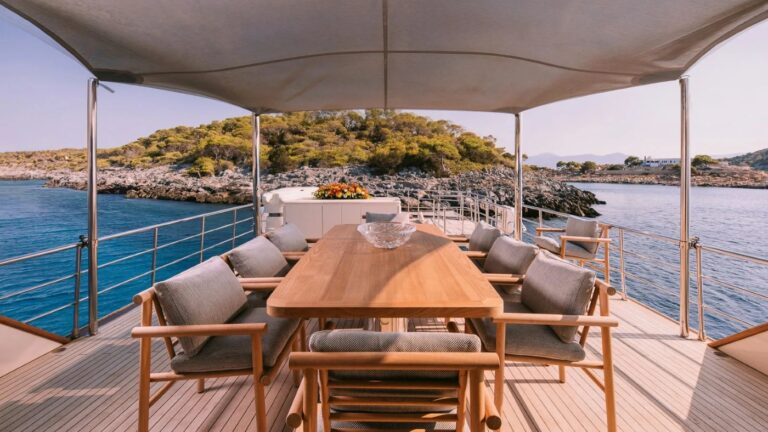Exterior Dining Area