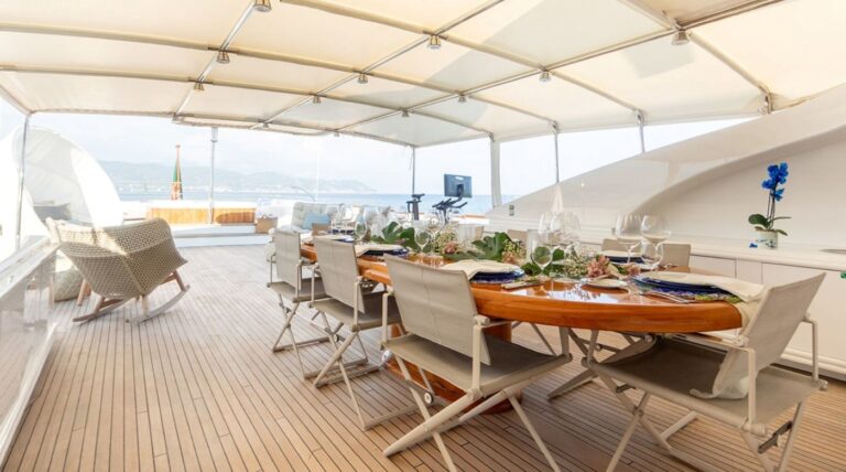 Exterior Dining Area