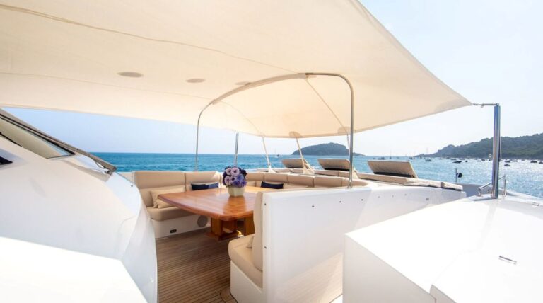Exterior Relaxation Area