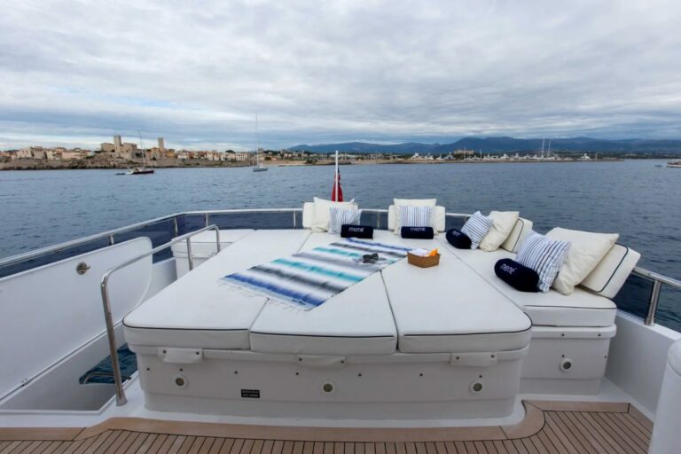 Exterior Relaxation Area