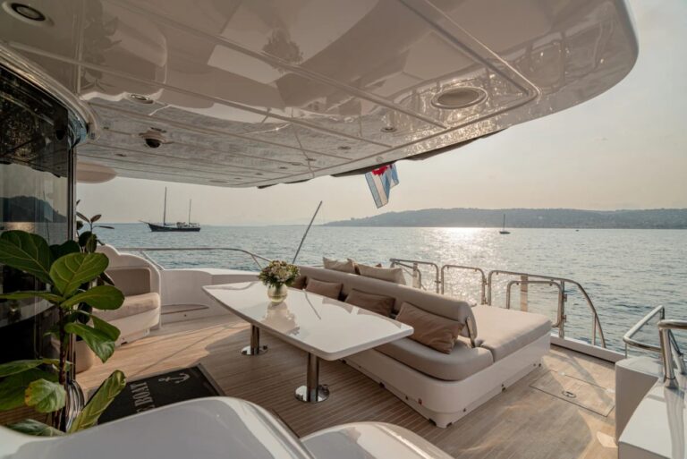 Exterior Relaxation Area