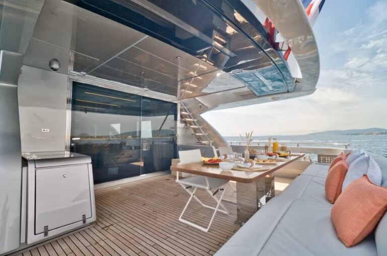 Exterior Relaxation Area With Dining