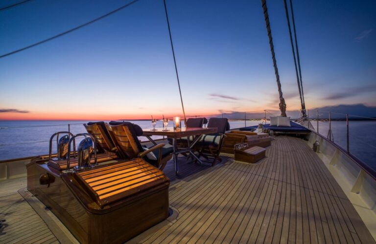 Exterior Relaxation Area With Dining