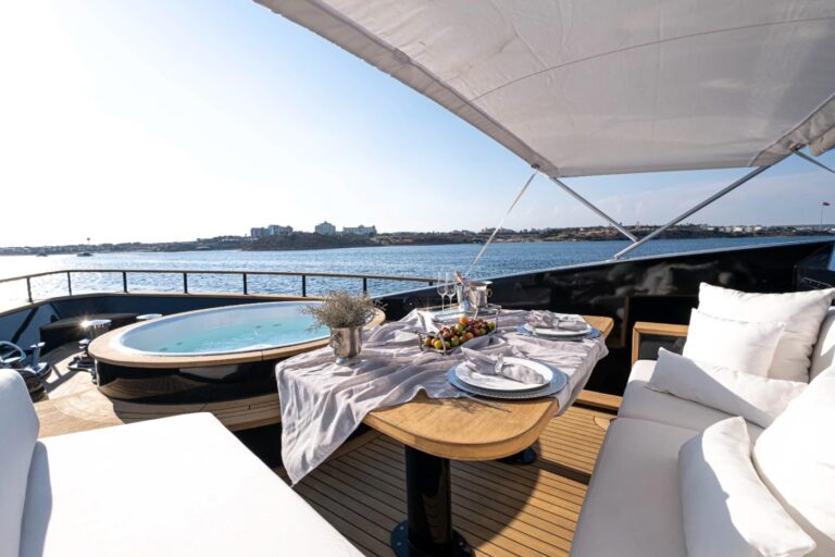 Exterior Relaxation Area With Dining