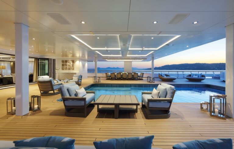 Exterior Deck Spaces 00004