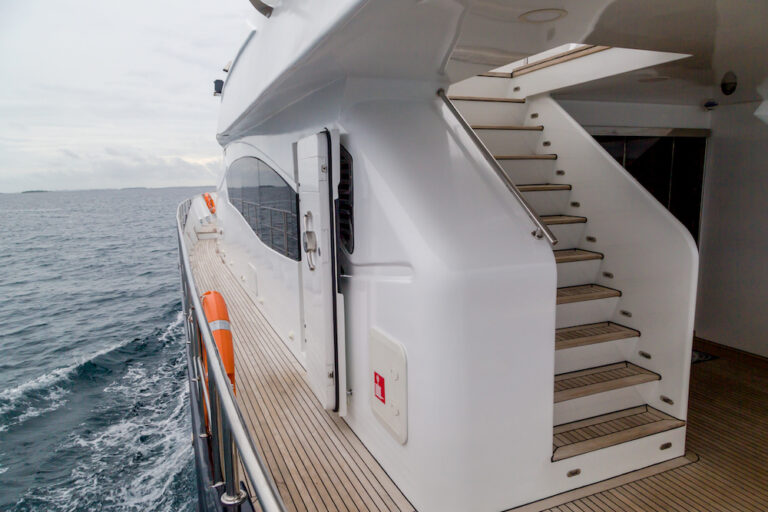 FANTOM - Side deck