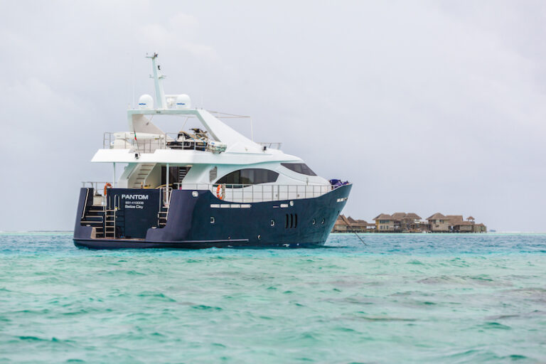 FANTOM - Stern view