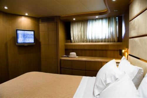 FELICITY 777 -  Guest Cabin 2