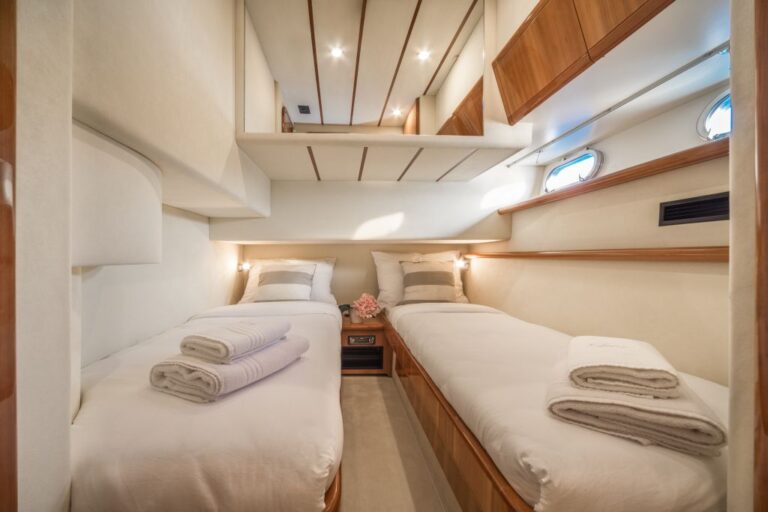 Twin Cabin 2