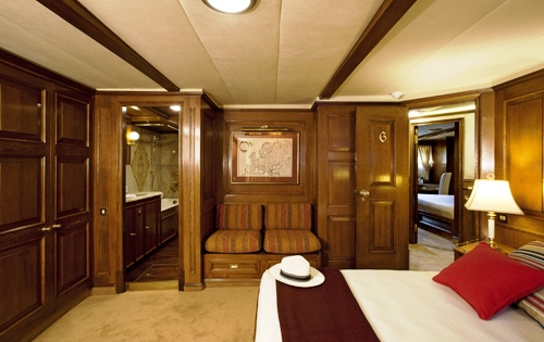 FLEURTJE -   Master Cabin 2
