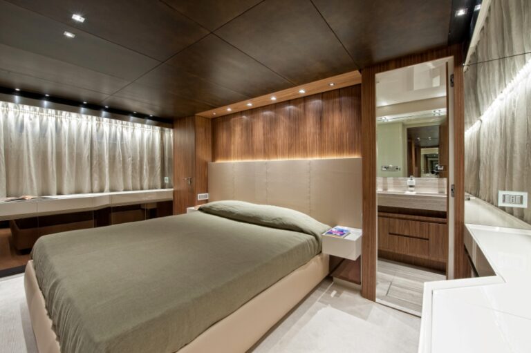 FORTUNA SL82 -  Master Cabin