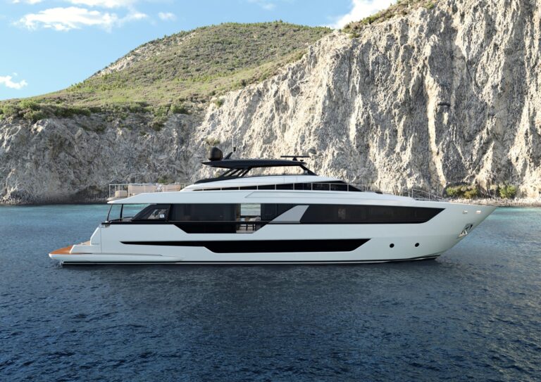 FY1000 YACHT EPIC