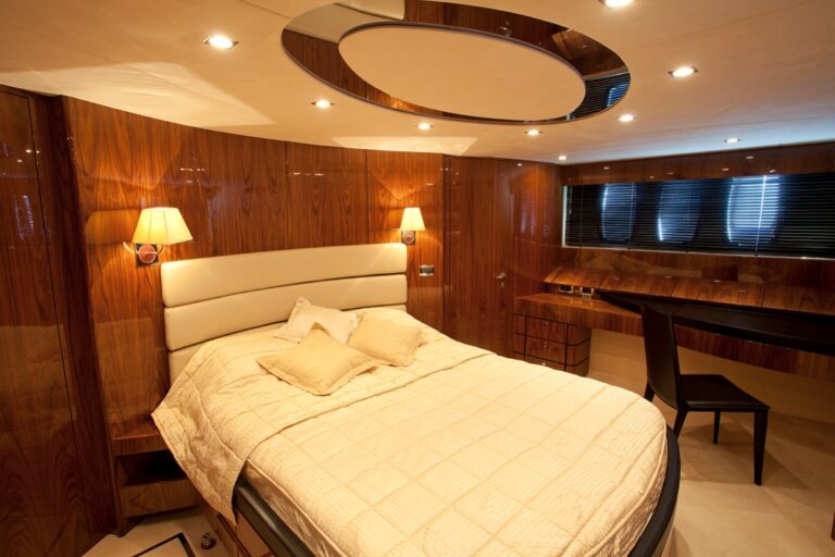 Failrline Squadron 78 XKE -  Master Cabin