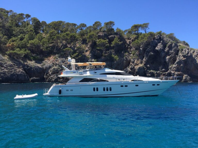 Fairline Yacht NIRVANA - Main Image