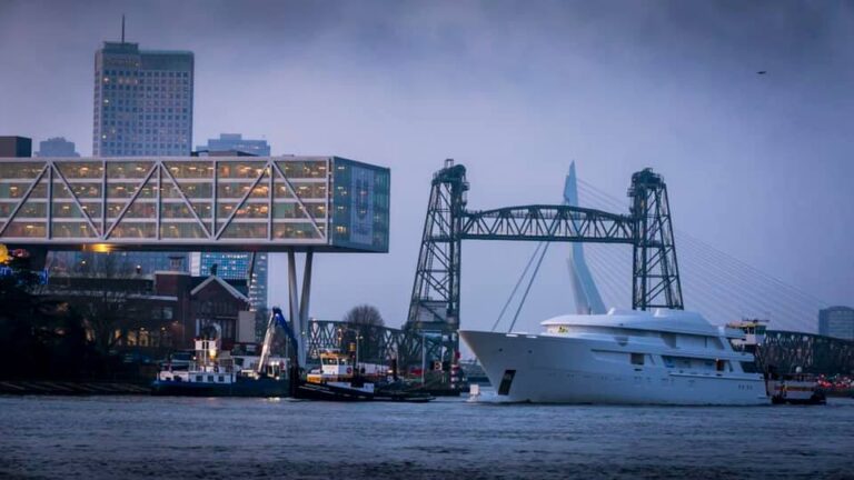 Feadship Project 707 On The Move To Aalsmeer