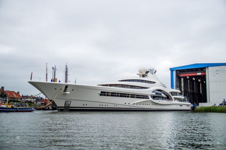 Feadship Mega Yacht Project 1007