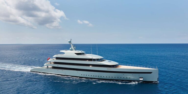Feadship Superyacht 84m