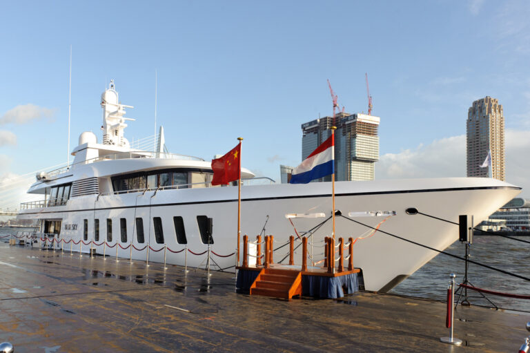 Feadship superyacht BLUE SKY