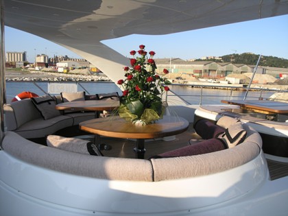 Firouzeh Alfresco Dining