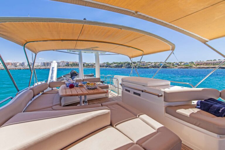 Flybridge View Aft