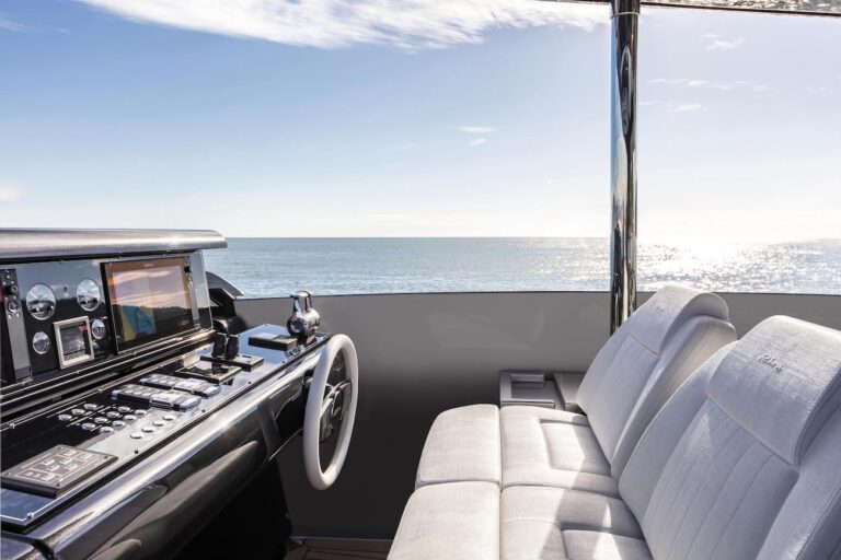 Flybridge Wheel